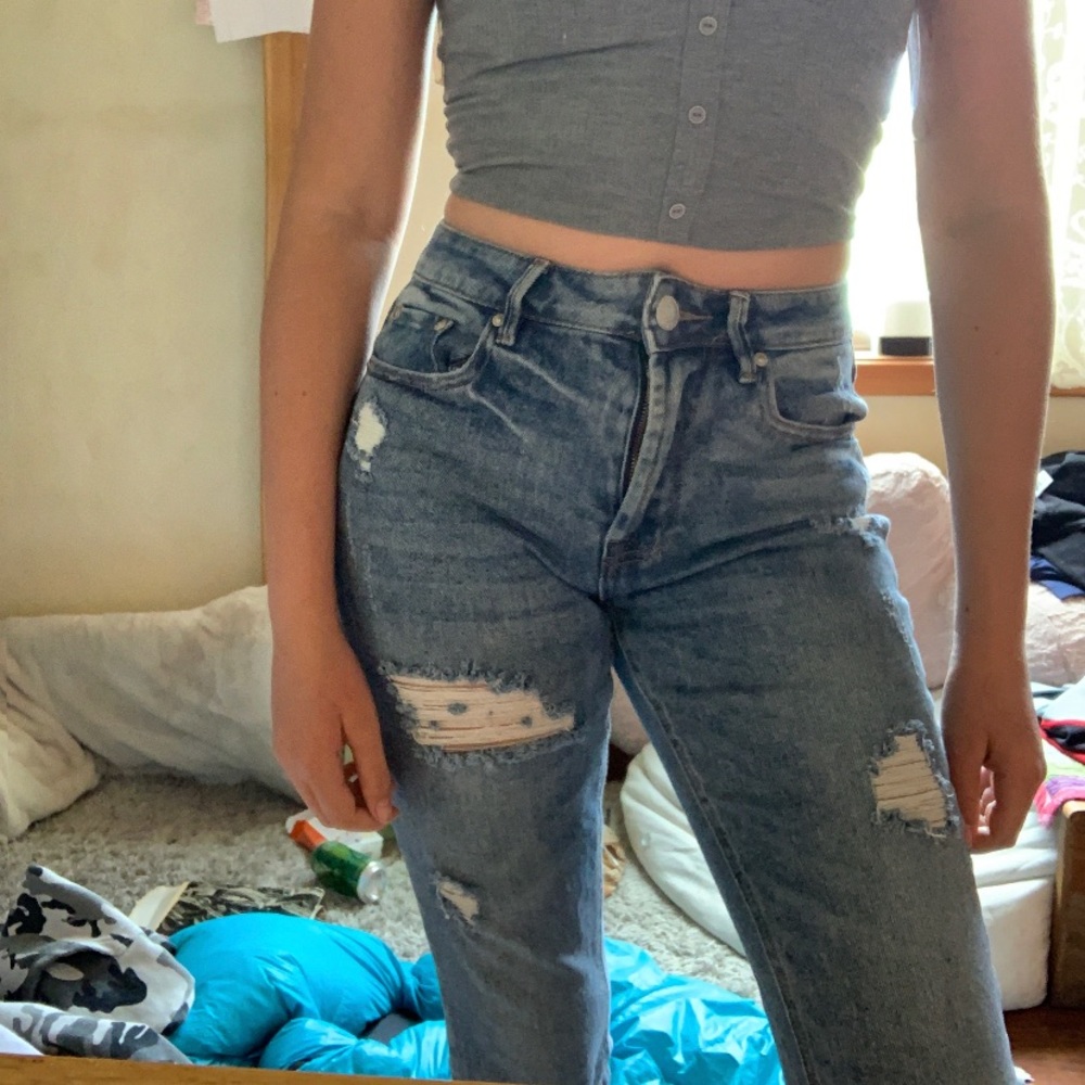 ripped skinny jeans